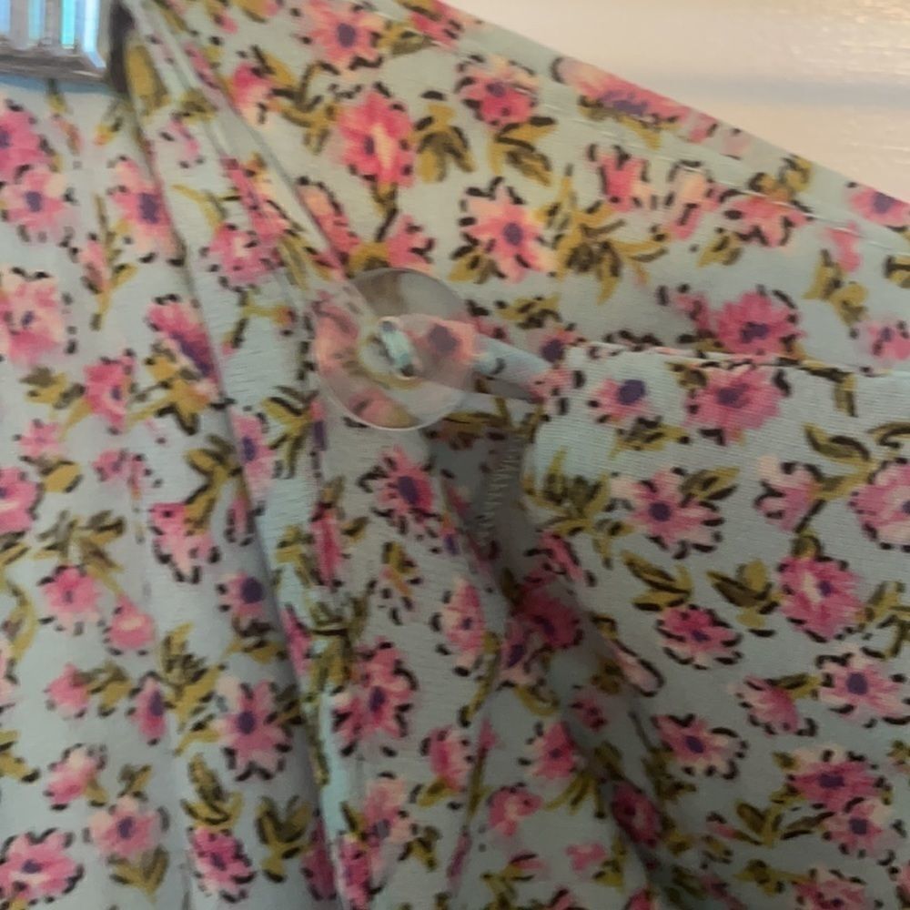 2 piece Shein set  - Picture 3 of 8
